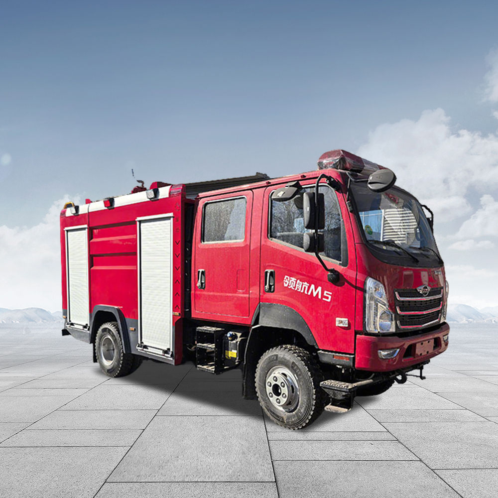 福田四驱4吨水罐消防车